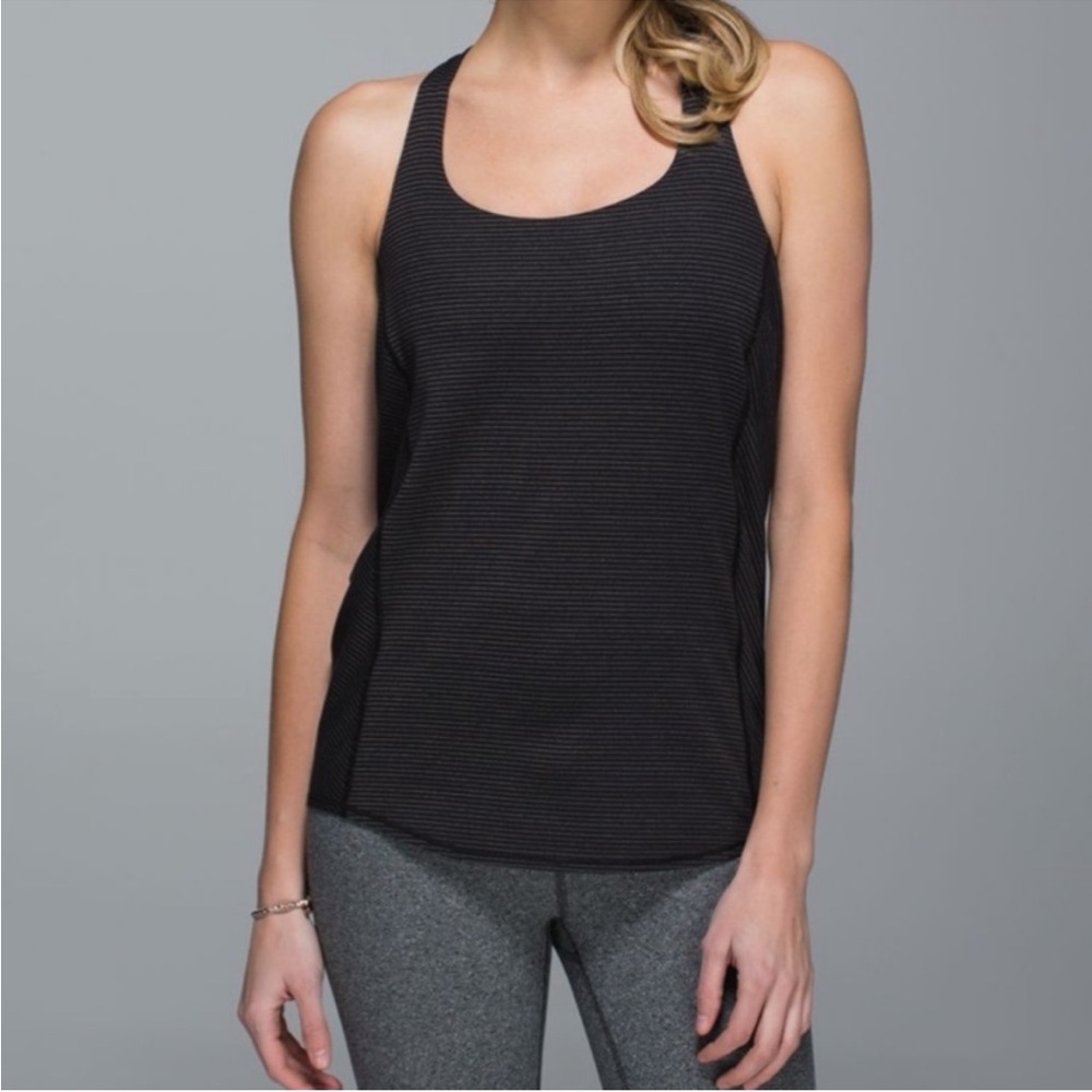 Lululemon Wild Tank - Picture 2 of 9